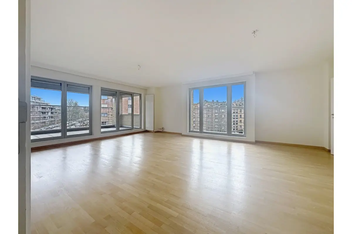 Appartement te  huur in Sint-Lambrechts-Woluwe 1200 2500.00€  slaapkamers 185.00m² - Zoekertje 671403