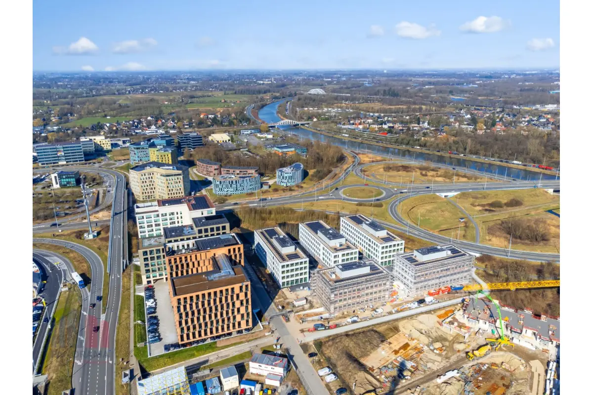 Handelszaak te  huur in Gent 9000 9789.00€  slaapkamers 635.00m² - Zoekertje 666959