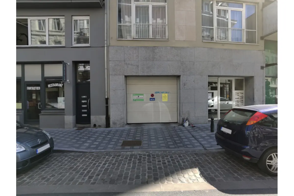 Parking à louer à Bruxelles 1000 149.00€  chambres m² - annonce 666707