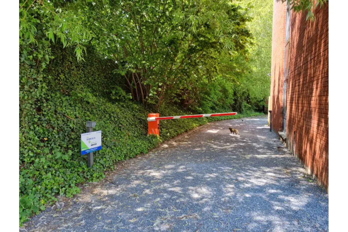 Parking à louer à Jambes 5100 79.00€  chambres m² - annonce 666709