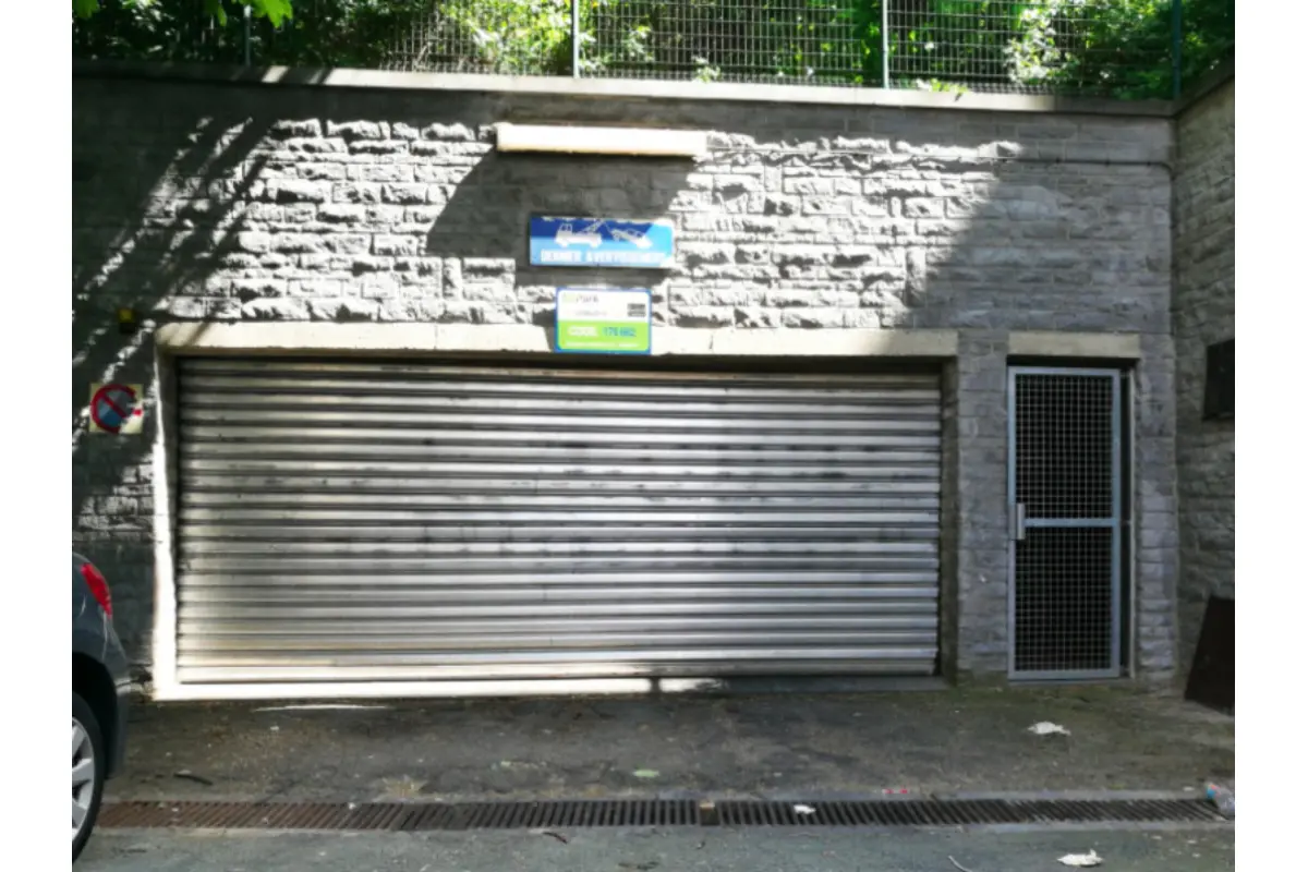 Parking te  huur in Etterbeek 1040 119.00€  slaapkamers m² - Zoekertje 666587