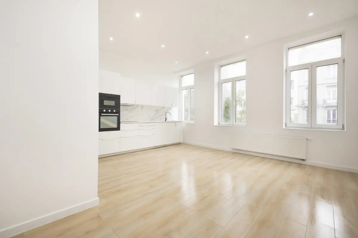 Appartement te  koop in Brussel 1000 179000.00€ 1 slaapkamers 55.00m² - Zoekertje 668345