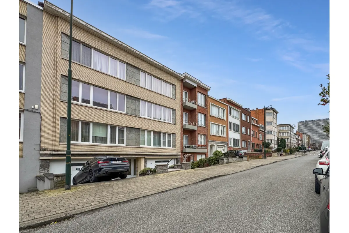 Appartement à louer à Laeken 1020 990.00€ 1 chambres 75.00m² - annonce 668034