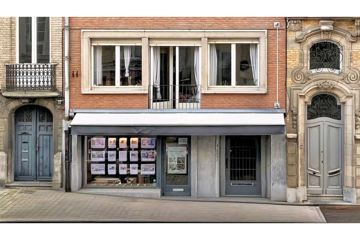 Handelszaak te  huur in Elsene 1050 2250.00€  slaapkamers 93.00m² - Zoekertje 667796