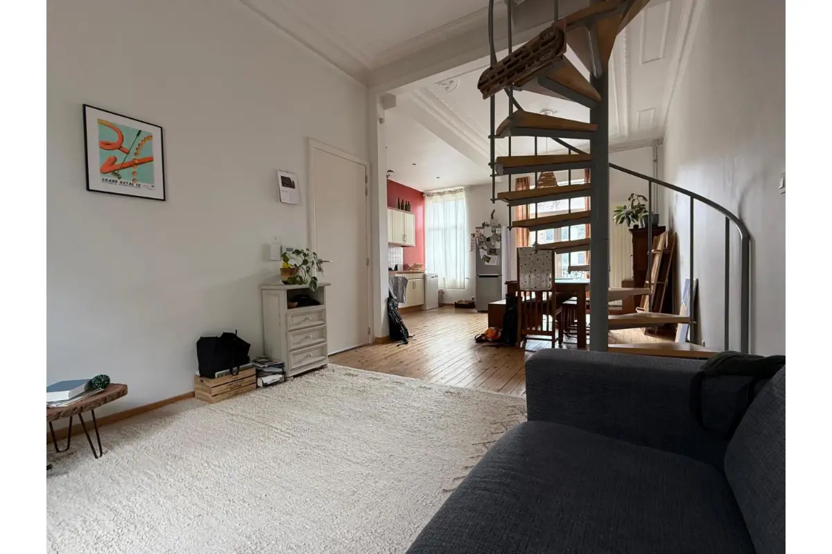 Huis te  koop in Sint-Gillis 1060 545000.00€ 5 slaapkamers 210.00m² - Zoekertje 668226