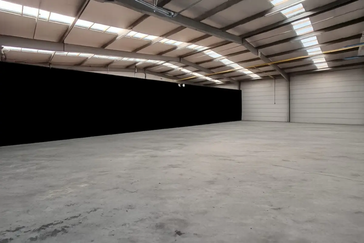 Handelszaak te  huur in Ruiselede 8755 1008.00€  slaapkamers m² - Zoekertje 667714