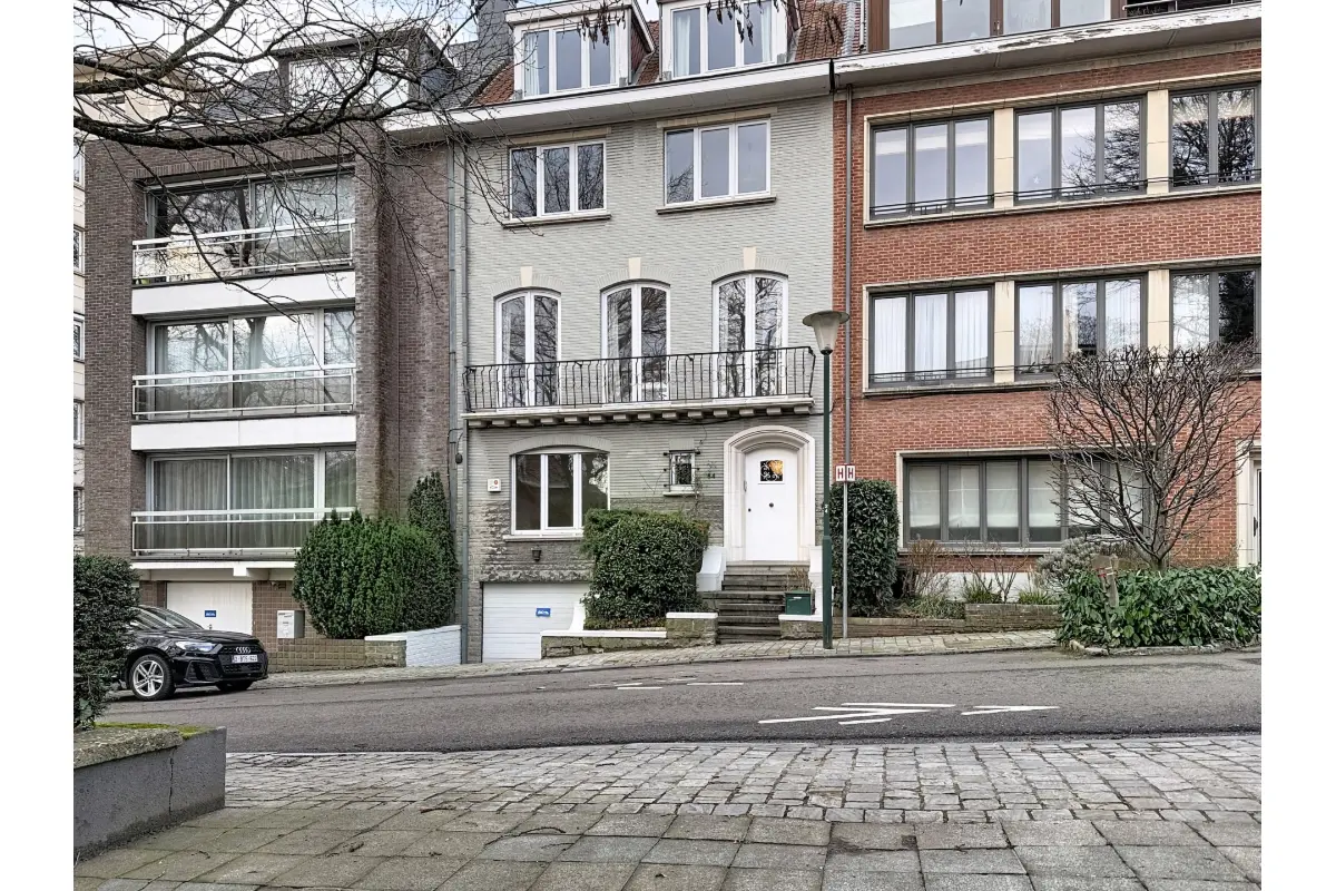 Huis te  huur in Ukkel 1180 3500.00€ 7 slaapkamers 389.00m² - Zoekertje 668057