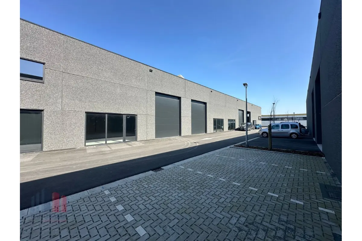 Commerce à vendre à Mouscron 7700 358000.00€  chambres 228.00m² - annonce 667833