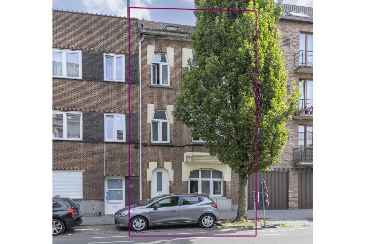 Huis te  koop in Sint-Jans-Molenbeek 1080 395000.00€ 4 slaapkamers 170.00m² - Zoekertje 668091