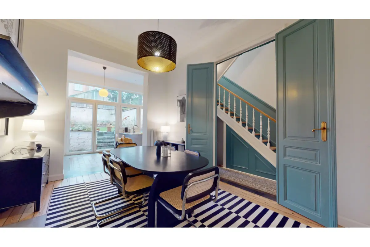 Huis te  koop in Sint-Lambrechts-Woluwe 1200 849000.00€ 4 slaapkamers 240.00m² - Zoekertje 668371