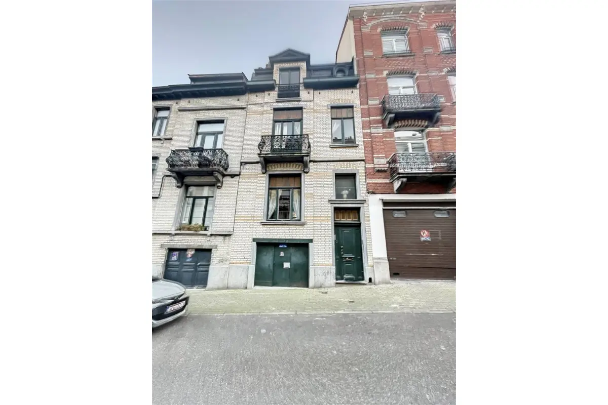 Immeuble de rapport - Immeuble à appartement à vendre à Etterbeek 1040 1455000.00€ 10 chambres 320.00m² - annonce 668747