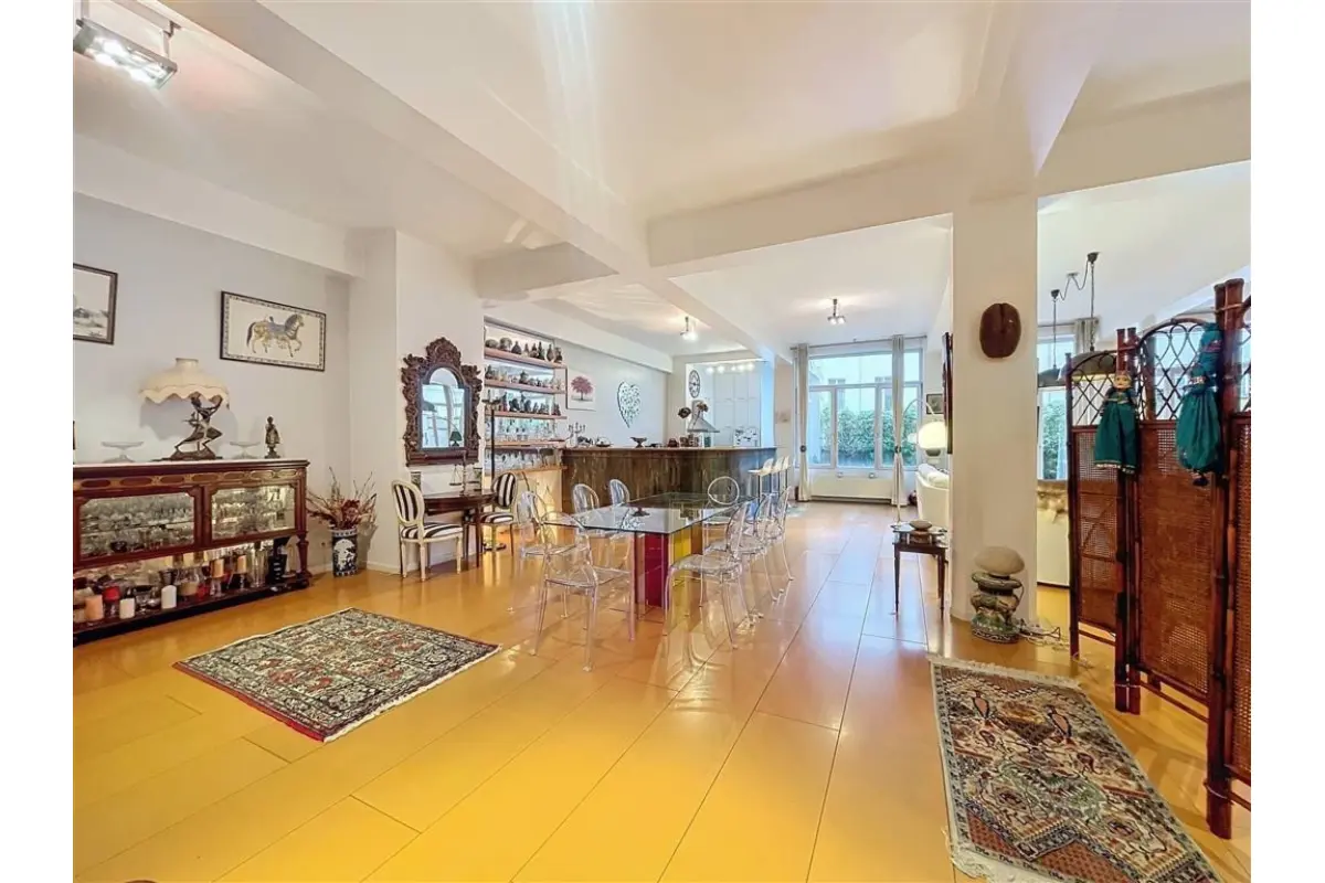 Appartement te  koop in Brussel 1000 845000.00€ 3 slaapkamers 315.00m² - Zoekertje 668745