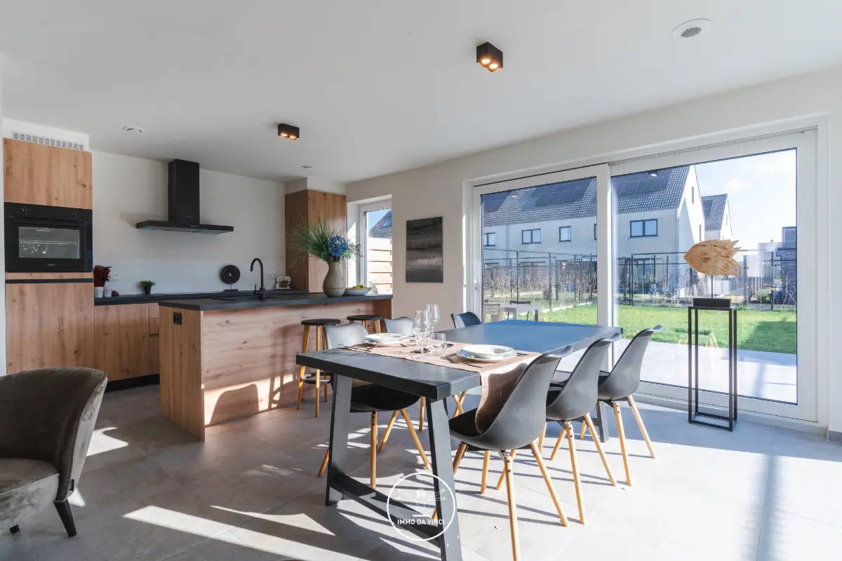 Maison à vendre à Deinze 9800 378001.00€ 3 chambres 156.00m² - annonce 668625