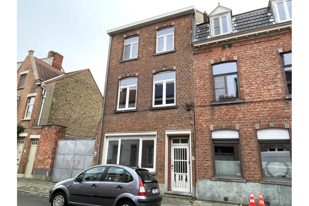 Maison à vendre à Bruges 8000 325000.00€  chambres 269.00m² - annonce 668676