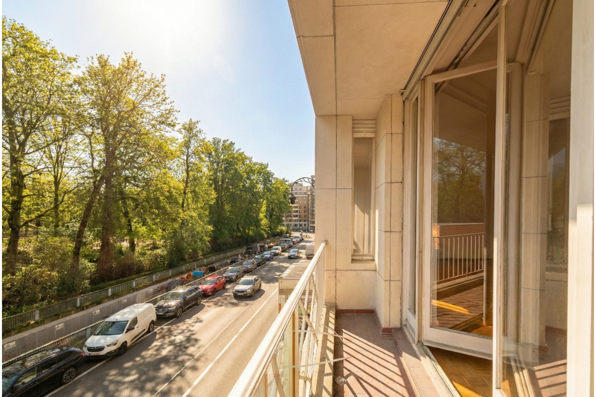 Appartement te  koop in Brussel 1000 550000.00€ 3 slaapkamers 126.00m² - Zoekertje 668837