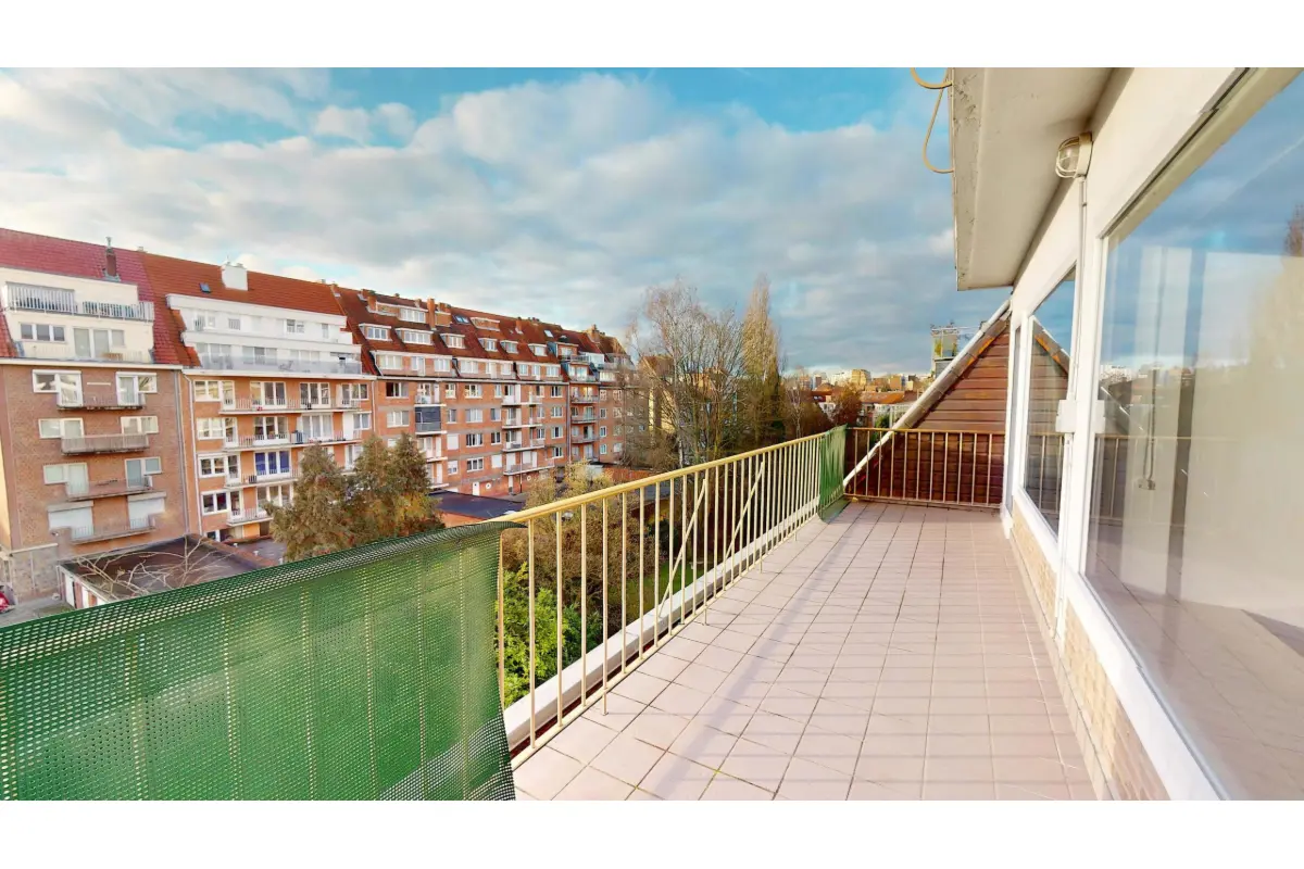 Appartement te  huur in Sint-Lambrechts-Woluwe 1200 1400.00€ 2 slaapkamers 125.00m² - Zoekertje 668900