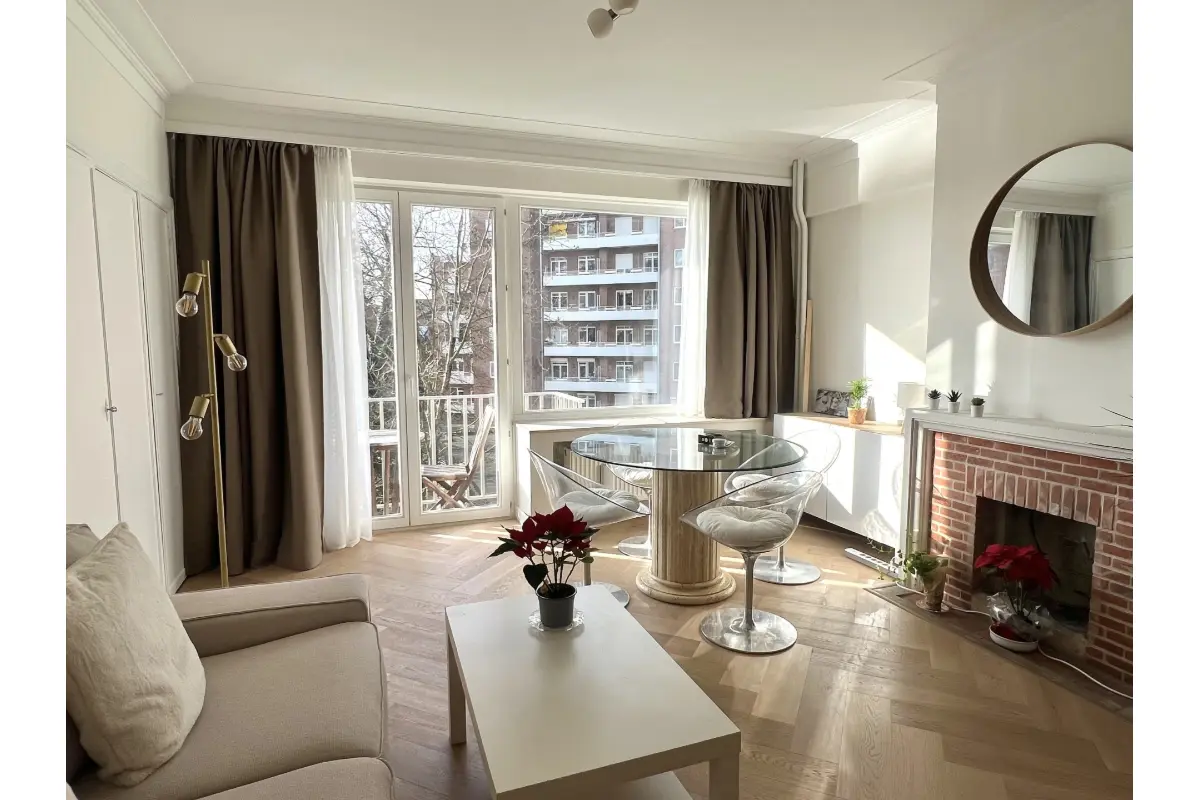 Studio te  huur in Elsene 1050 1050.00€ 0 slaapkamers 45.00m² - Zoekertje 670161