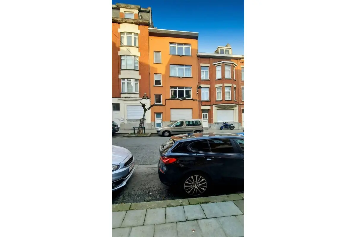 Appartement te  koop in Laken 1020 185000.00€ 1 slaapkamers 61.00m² - Zoekertje 671048