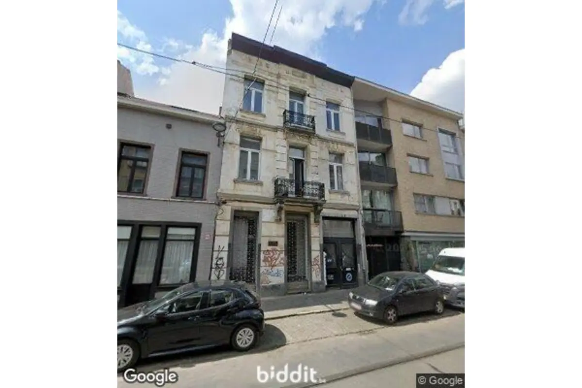 Appartementsgebouw te  koop in Schaarbeek 1030 250000.00€ 3 slaapkamers m² - Zoekertje 671178