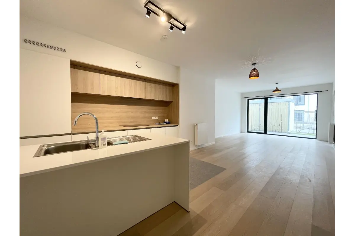 Appartement te  huur in Sint-Lambrechts-Woluwe 1200 1275.00€ 1 slaapkamers 71.00m² - Zoekertje 670159