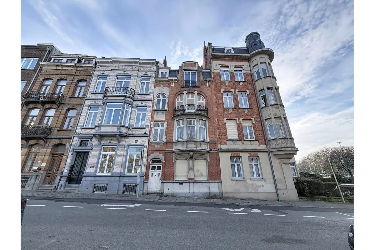 Mixgebouw te  koop in Schaarbeek 1030 620000.00€ 5 slaapkamers 428.00m² - Zoekertje 670218