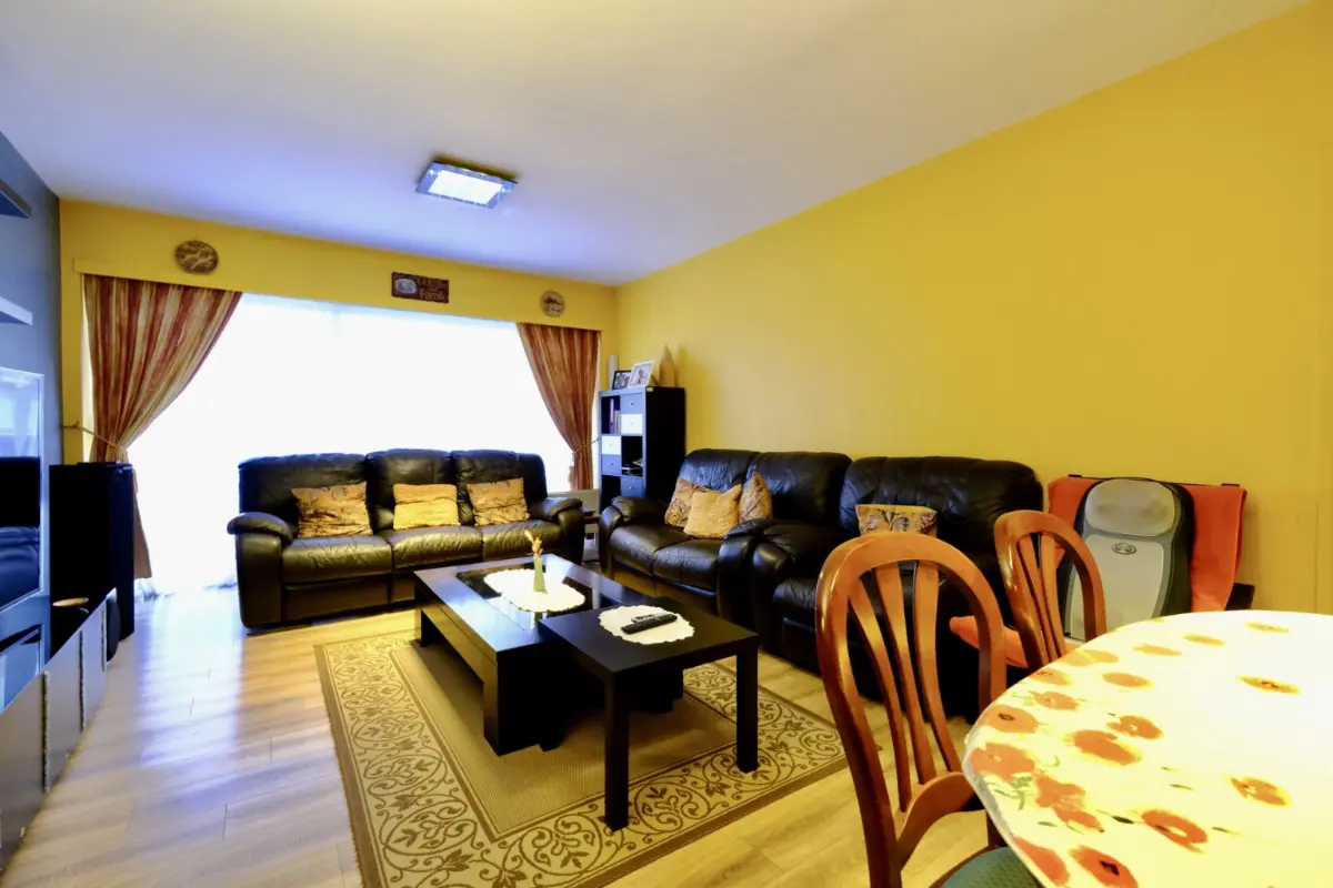 Appartement te  koop in Koekelberg 1081 289000.00€ 3 slaapkamers 100.00m² - Zoekertje 670870