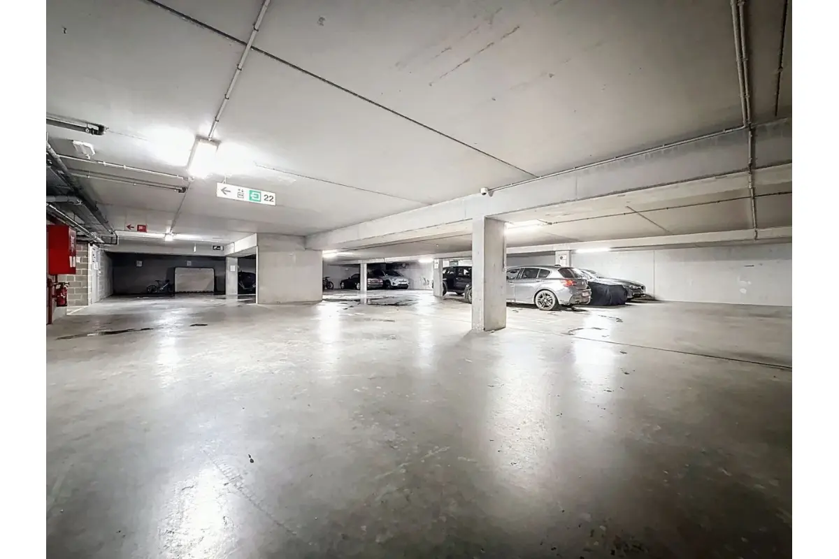 Parking à vendre à Evere 1140 22500.00€  chambres m² - annonce 671234