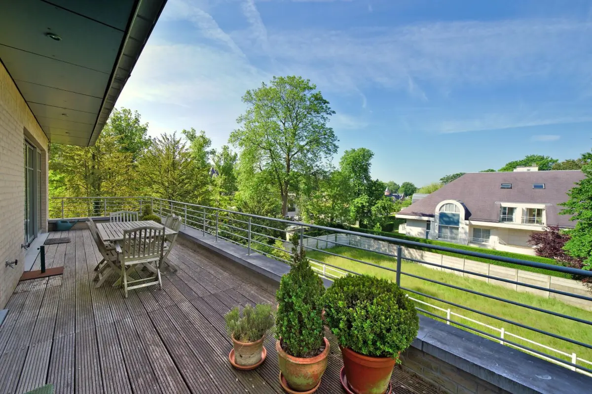 Appartement à louer à Uccle 1180 4500.00€ 4 chambres 378.00m² - annonce 671102