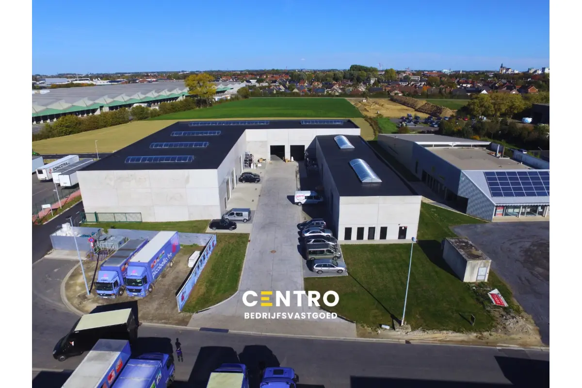 Loft à louer à Roulers 8800 860.00€  chambres 266.00m² - annonce 669308