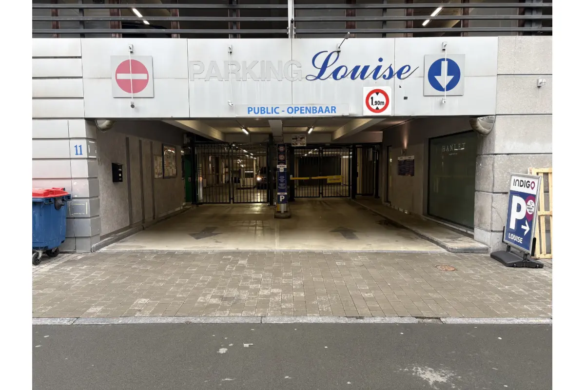 Parking à vendre à Saint-Gilles 1060 13000.00€  chambres m² - annonce 669373