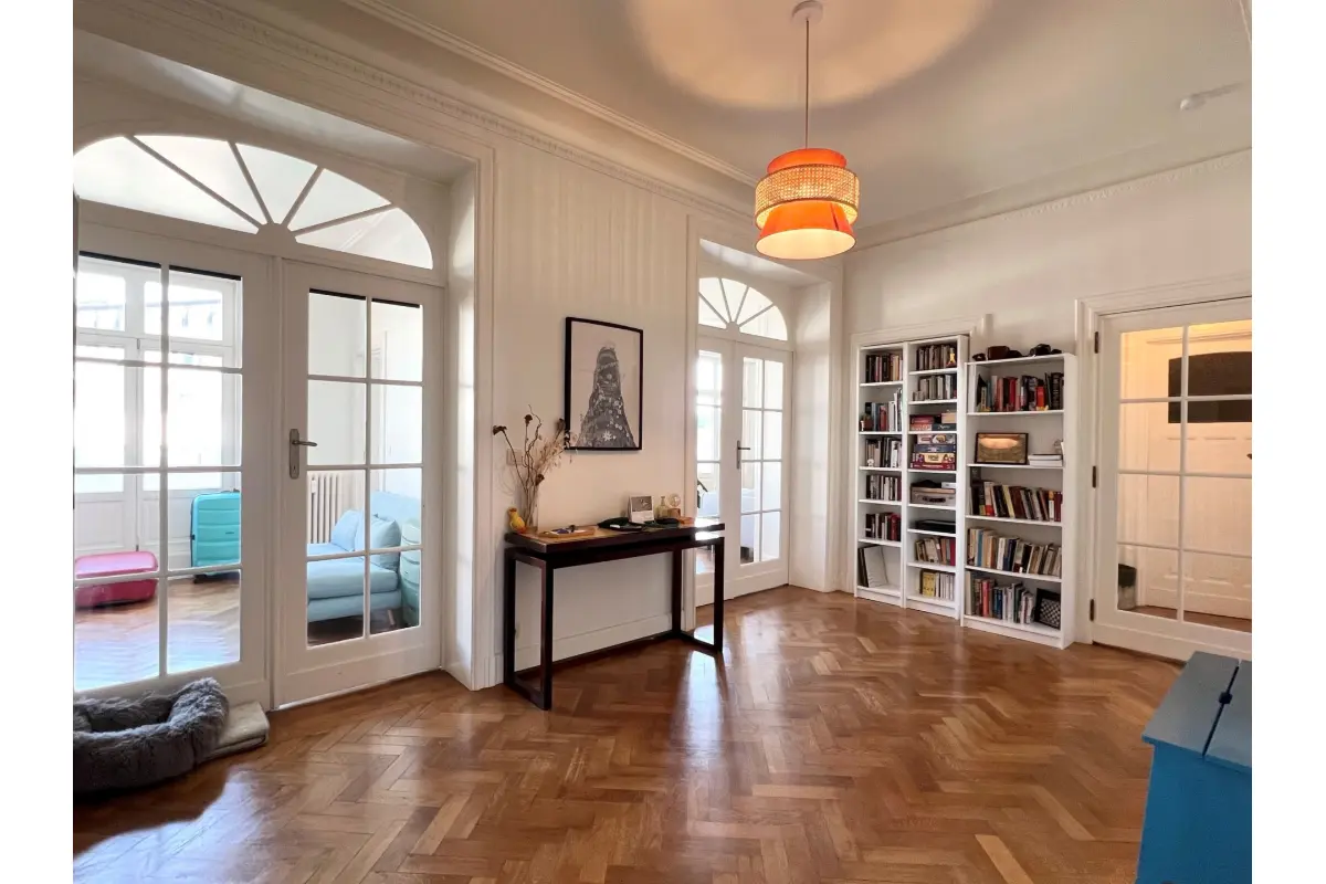 Appartement à louer à Ixelles 1050 2100.00€ 3 chambres 164.00m² - annonce 669403