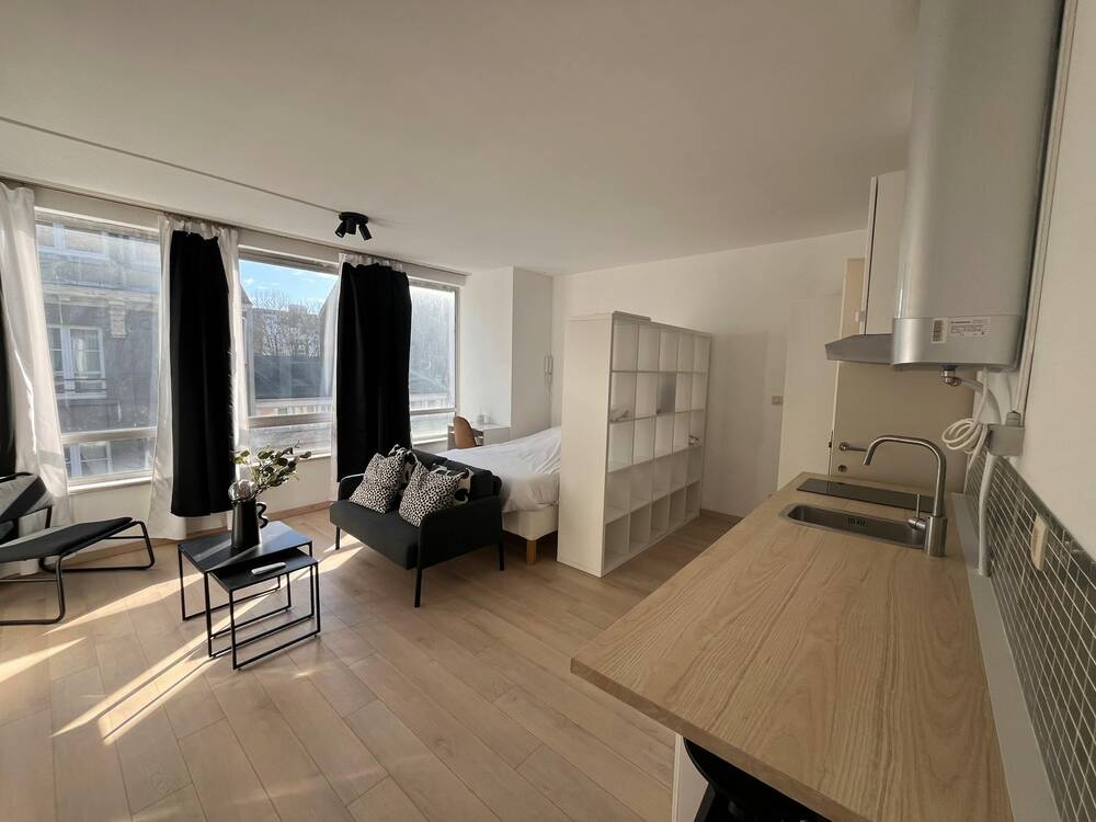 Appartement te  huur in Sint-Gillis 1060 865.00€ 0 slaapkamers 29.00m² - Zoekertje 671545