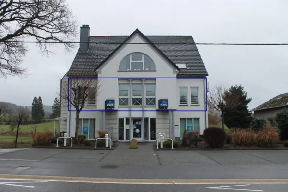 Handelszaak te  huur in Recht 4780 1800.00€  slaapkamers m² - Zoekertje 669674