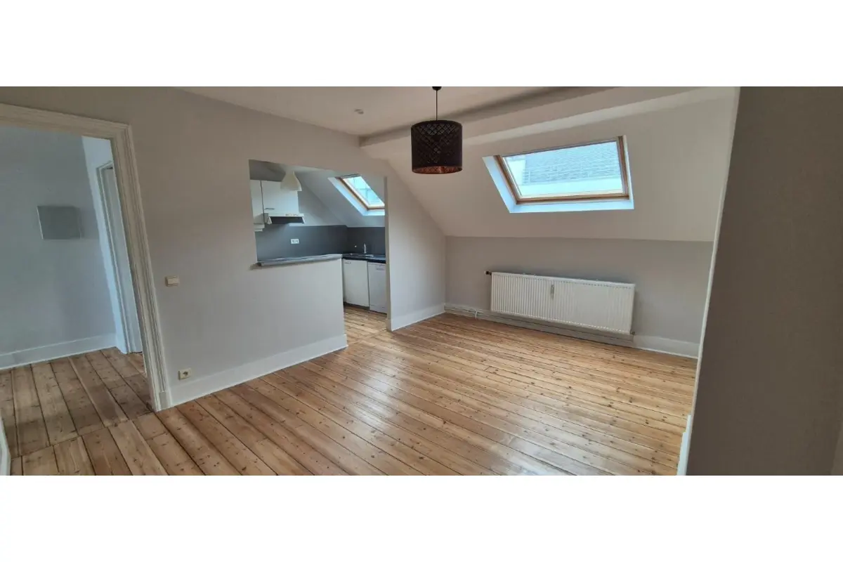 Duplex à louer à Bruxelles 1000 850.00€ 1 chambres 72.00m² - annonce 669538
