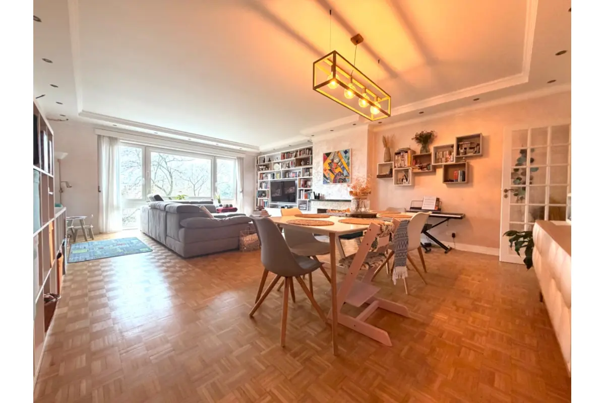 Appartement te  in Schaarbeek 1030 2200.00€ 3 slaapkamers 150.00m² - Zoekertje 669879