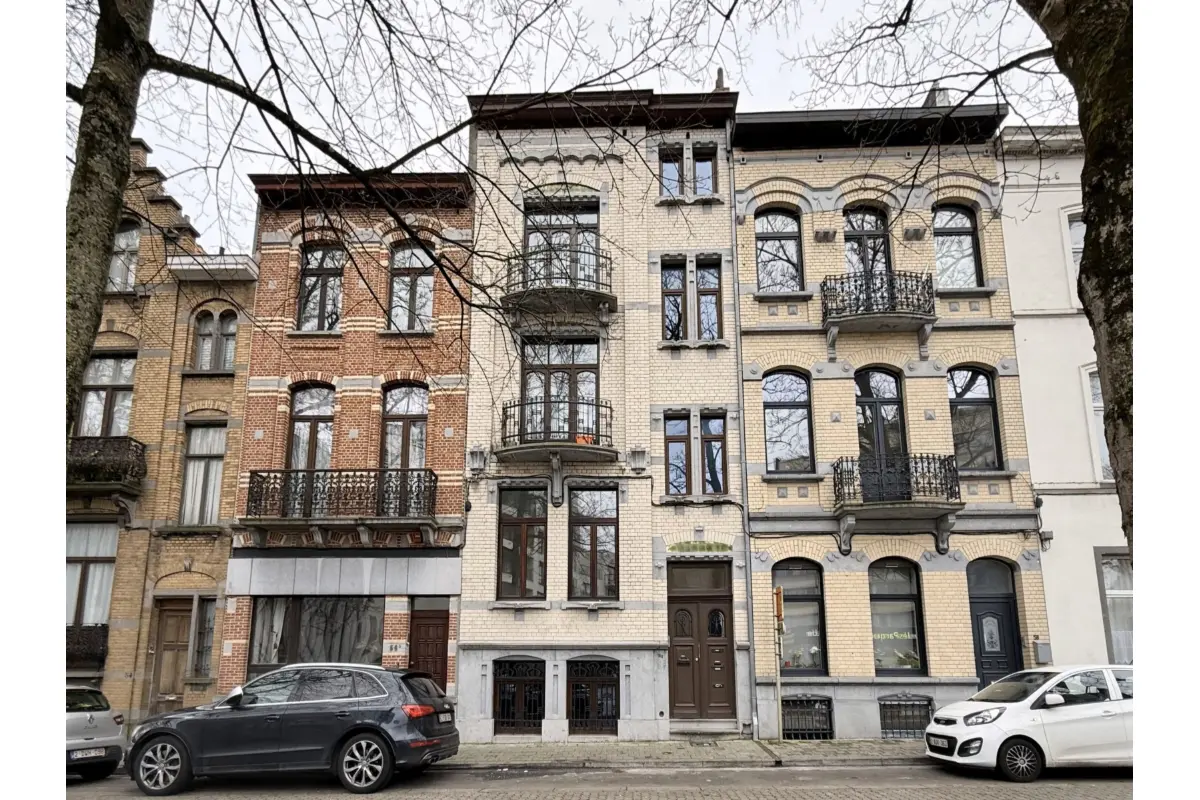 Appartement à louer à Etterbeek 1040 1100.00€ 1 chambres 90.00m² - annonce 669383