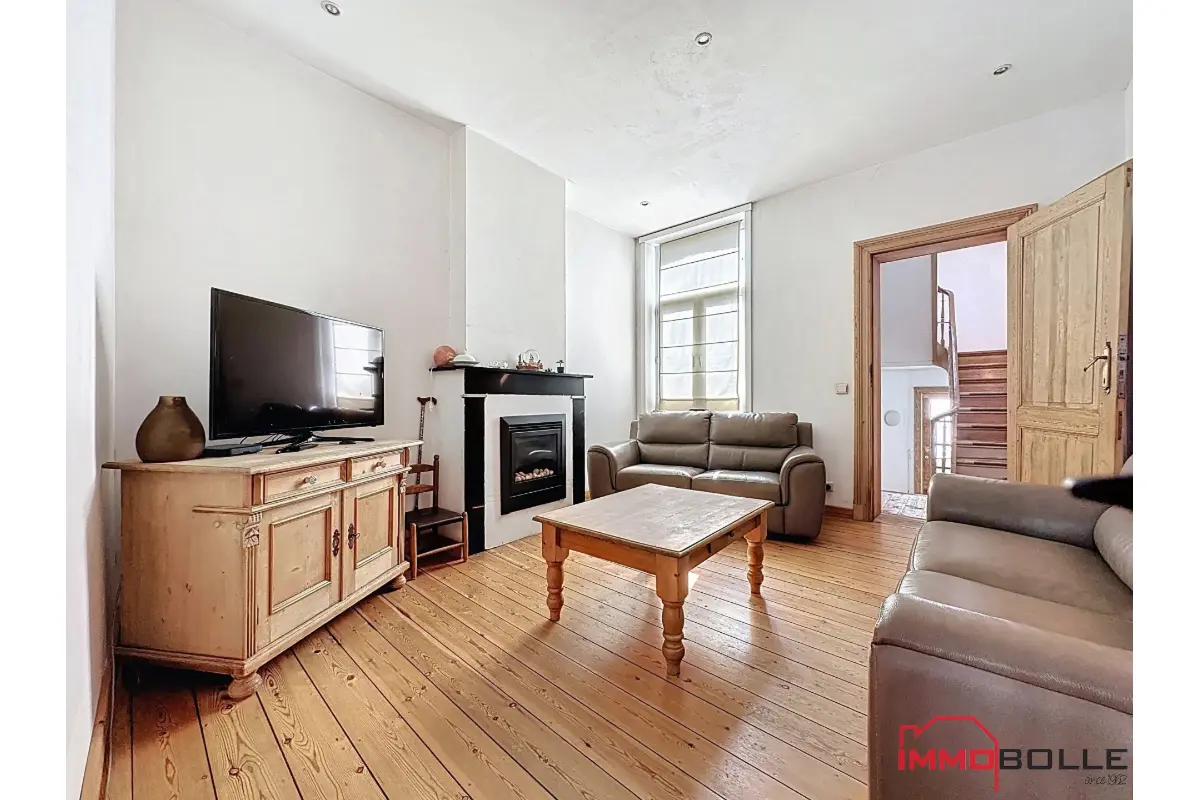 Mixgebouw te  koop in Oudergem 1160 399000.00€ 3 slaapkamers 192.00m² - Zoekertje 669996