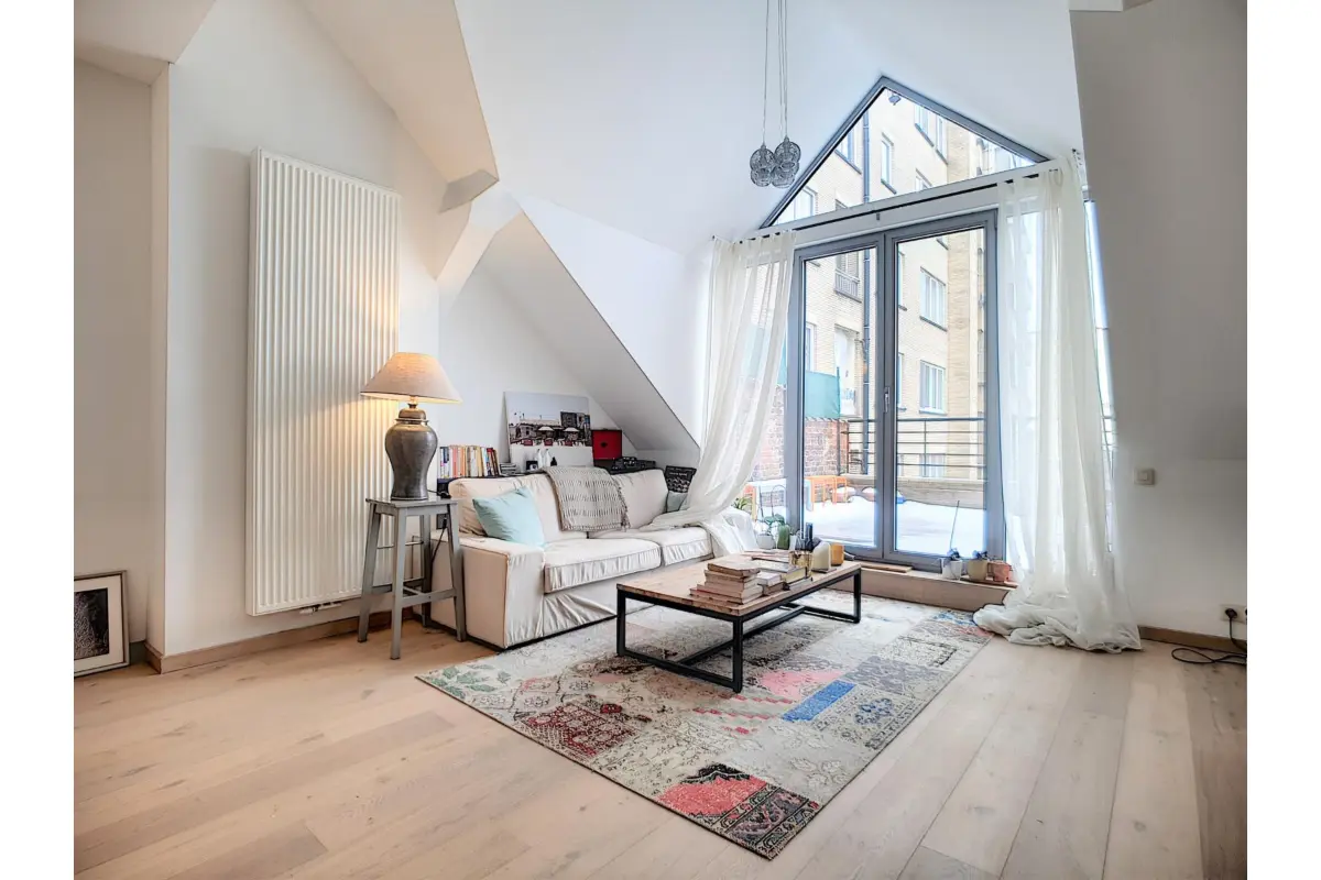 Penthouse te  huur in Ukkel 1180 1300.00€ 2 slaapkamers 85.00m² - Zoekertje 669532