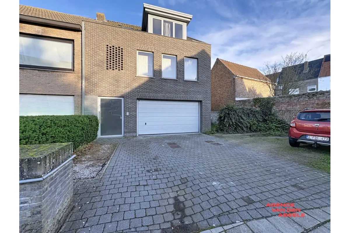 Duplex te  huur in Assebroek 8310 1100.00€ 2 slaapkamers m² - Zoekertje 669626