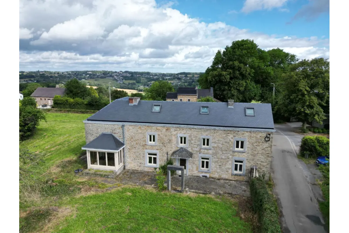 Maison à louer à Marchin 4570 1200.00€ 3 chambres 180.00m² - annonce 669847