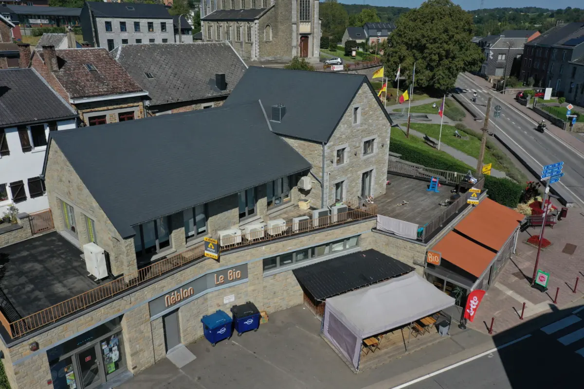 Appartementsgebouw te  koop in Hamoir 4180 790000.00€  slaapkamers 415.00m² - Zoekertje 672192