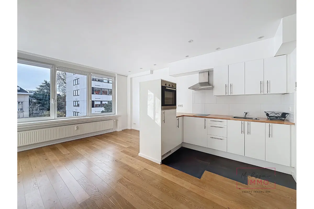 Studio te  huur in Elsene 1050 850.00€  slaapkamers 33.00m² - Zoekertje 671795