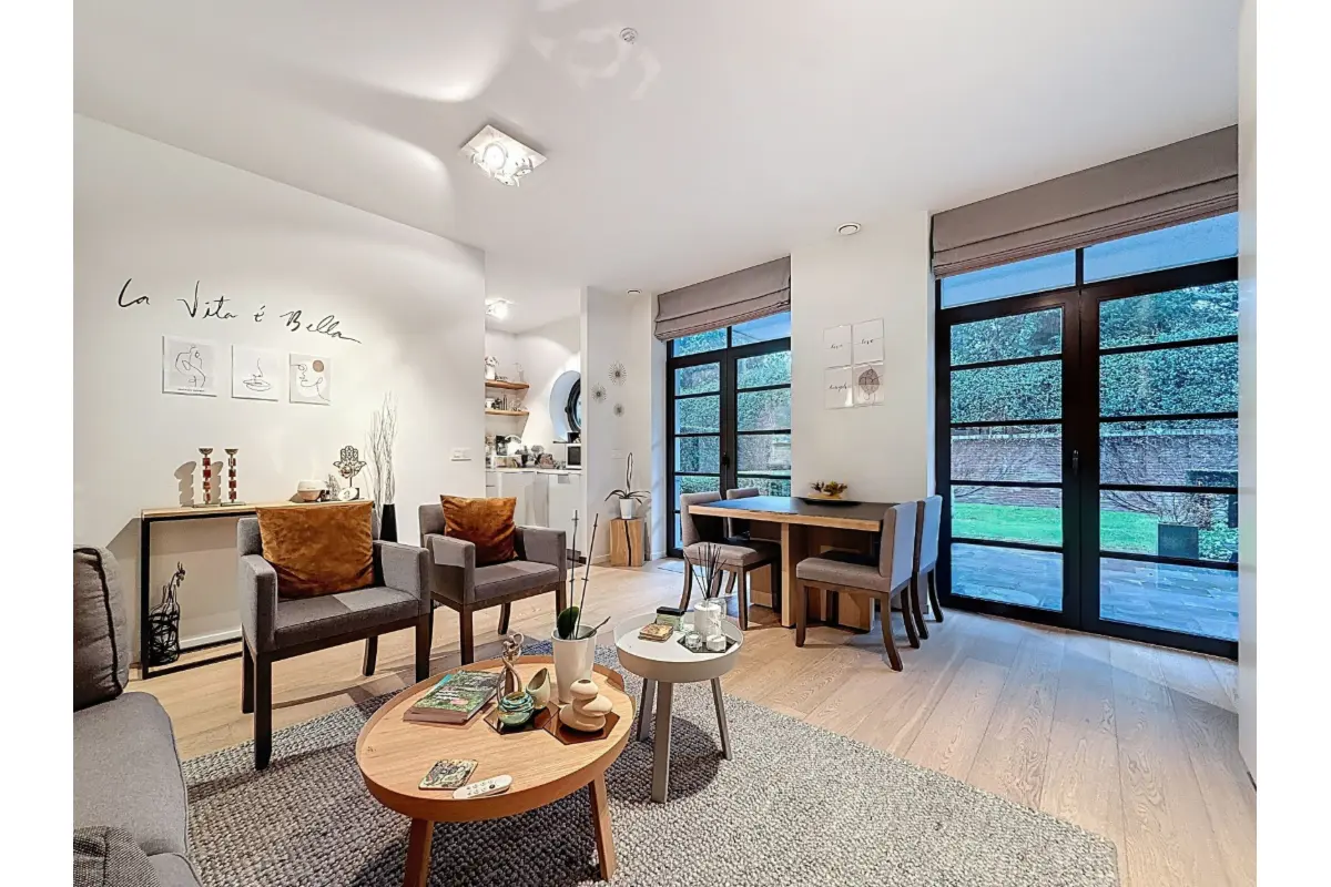 Rez-de-chaussée à louer à Woluwe-Saint-Pierre 1150 1400.00€ 1 chambres 70.00m² - annonce 671899