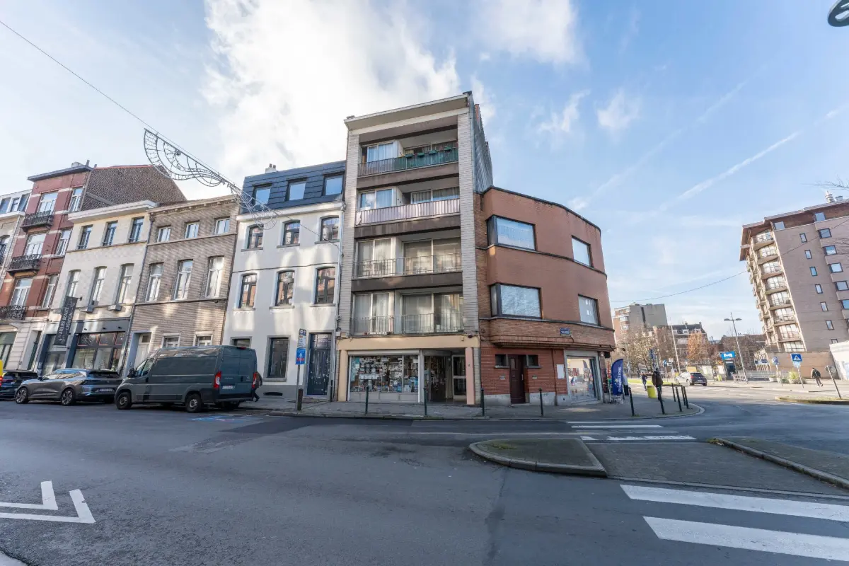 Appartement te  koop in Etterbeek 1040 229000.00€ 1 slaapkamers 60.00m² - Zoekertje 672131
