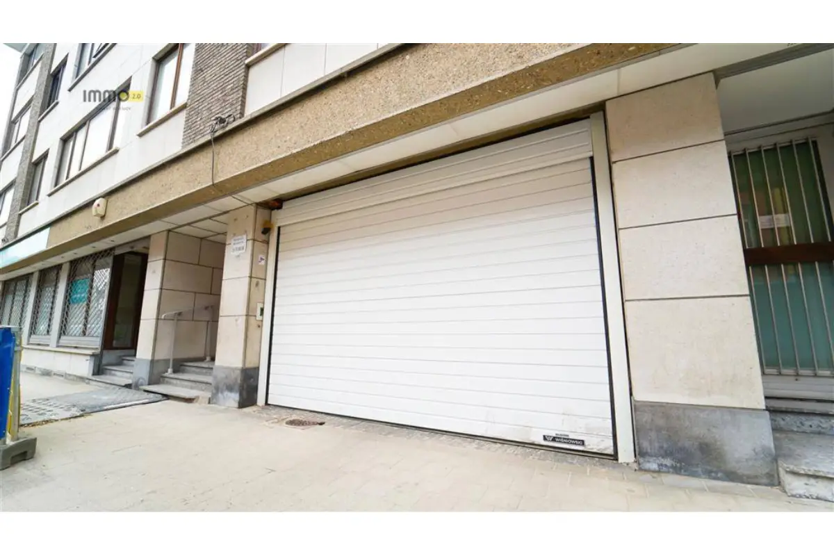 Parking & garage te  koop in Anderlecht 1070 35000.00€  slaapkamers m² - Zoekertje 671624
