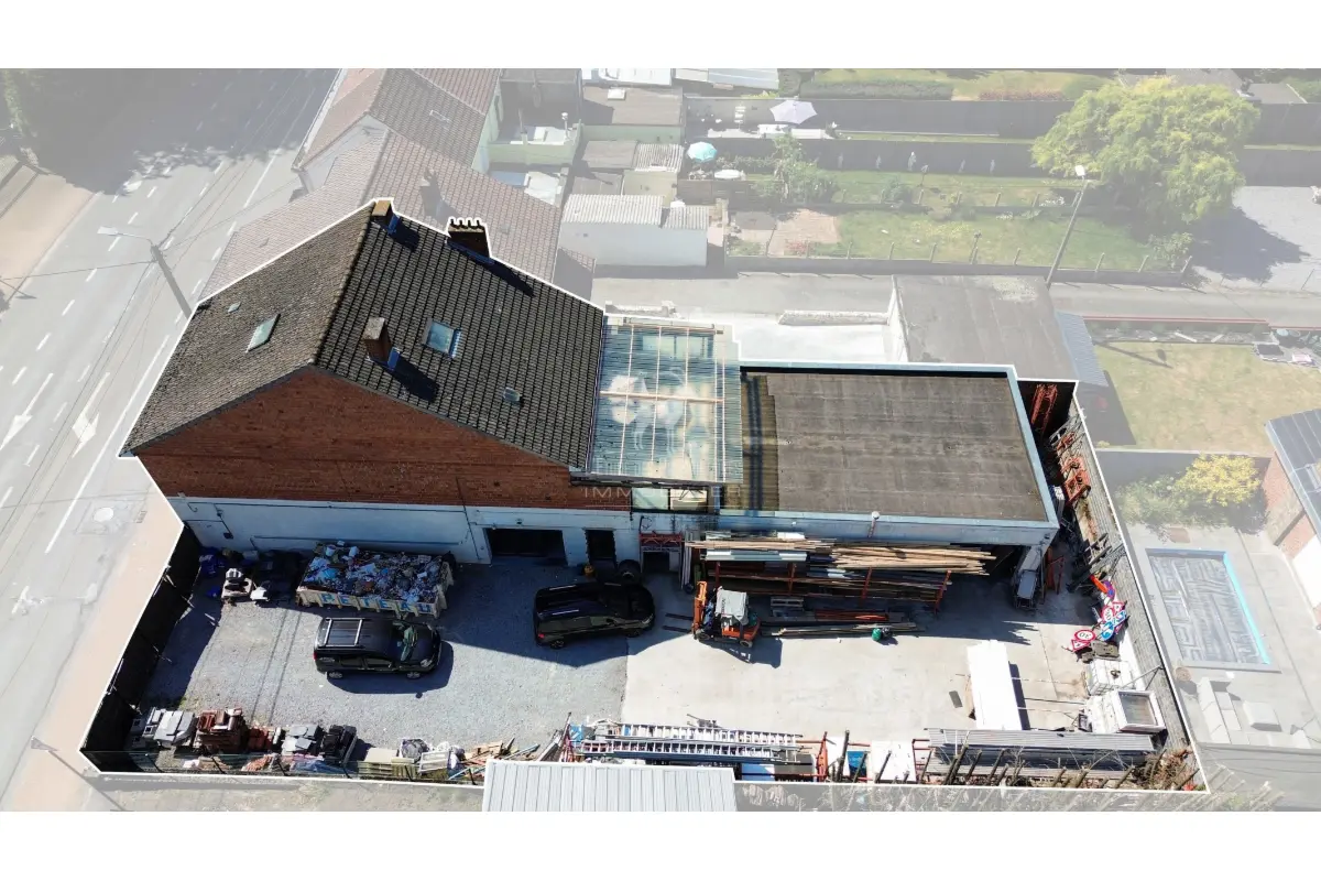 Immeuble mixte à louer à Fayt-lez-Manage 7170 1200.00€ 0 chambres 111.00m² - annonce 671826