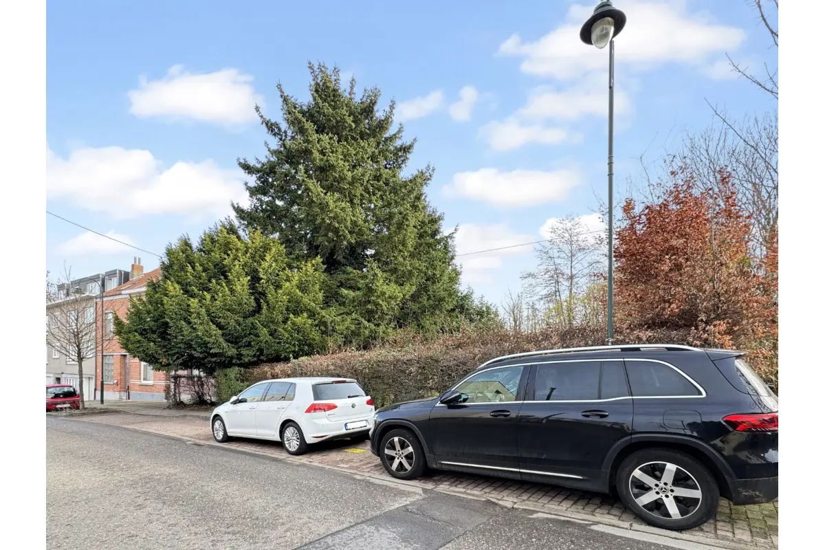 Grond te  koop in Neder-Over-Heembeek 1120 529000.00€  slaapkamers m² - Zoekertje 671761