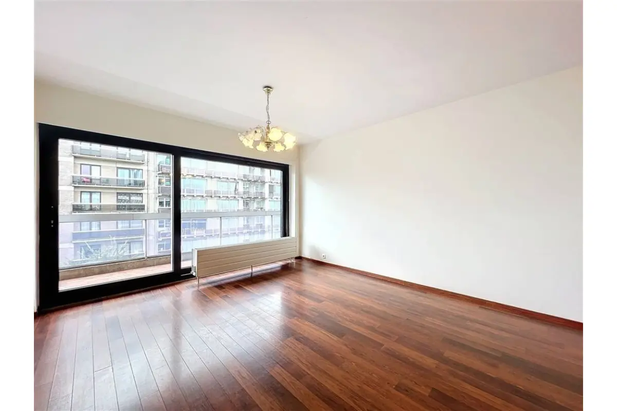 Appartement te  huur in Koekelberg 1081 1350.00€ 3 slaapkamers 100.00m² - Zoekertje 671733