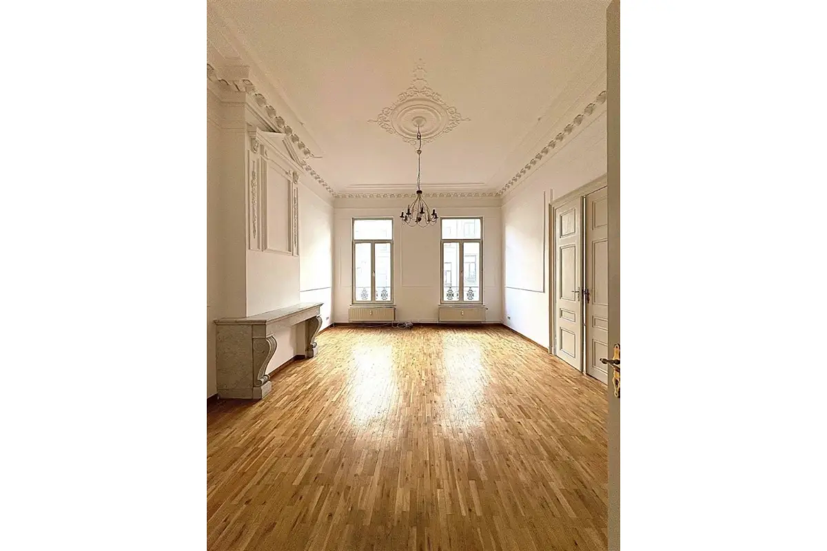 Appartement à  à Saint-Josse-ten-Noode 1210 349000.00€ 2 chambres 120.00m² - annonce 672039