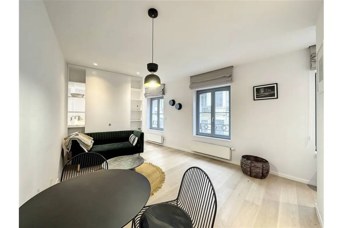 Appartement te  huur in Sint-Gillis 1060 1250.00€ 1 slaapkamers 50.00m² - Zoekertje 672084